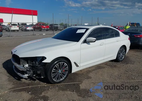 2019 BMW 530I xDrive z USA, uszkodzony, nr VIN WBAJA7C50KWW17686